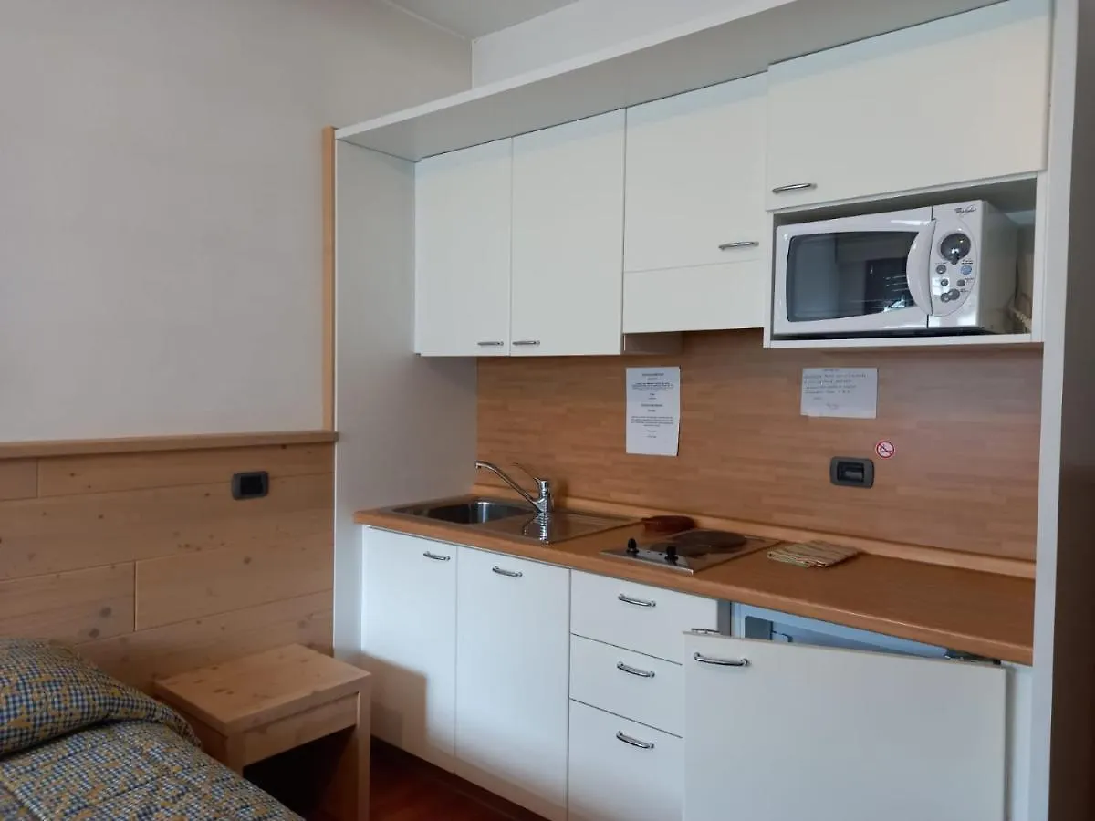 Residence Biancaneve Aprica 3*,