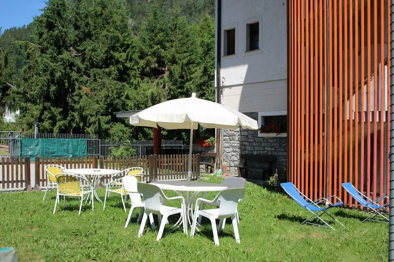 Residence Biancaneve Aprica Aparthotel